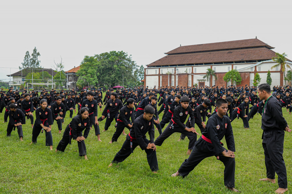 PSPS Bakti Negara Bali Gelar Ujian Kenaikan Tingkat, Ratusan Pesilat Ikuti Danur Dara dengan Penuh Semangat
